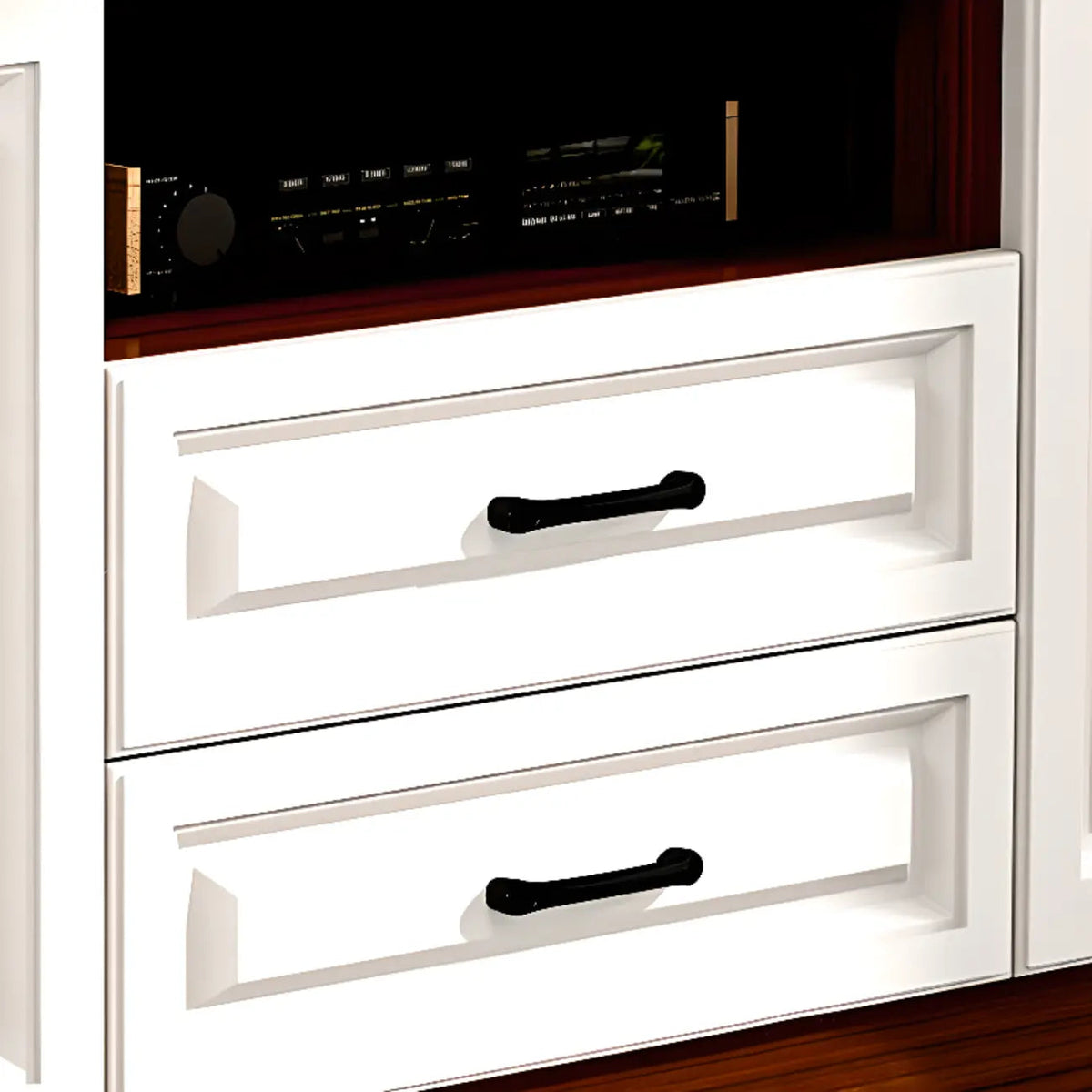 Meuble TV moderne blanc en bois avec rangement et gestion des câbles
